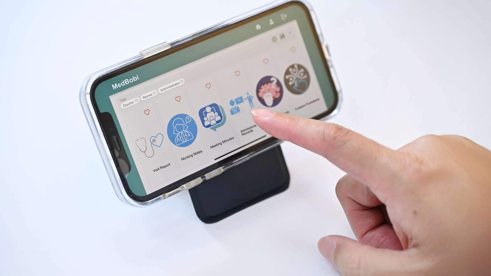  It integrates voice input, pathological images, and patient records to deliver AI-powered, personalized medical recommendations. 